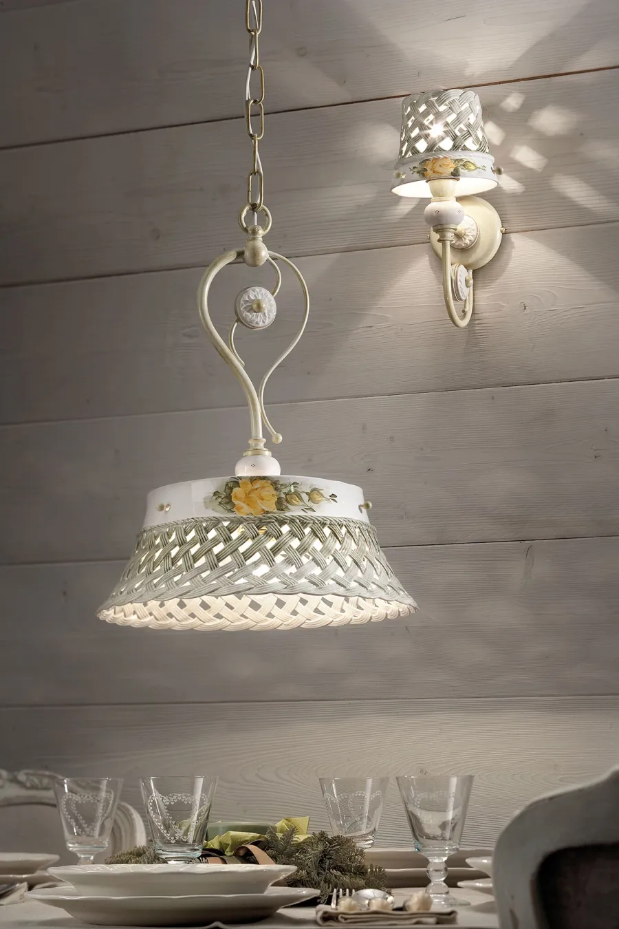 obrazek 2 Luksusowa włoska lampa wisząca Verona w stylu klasycznym