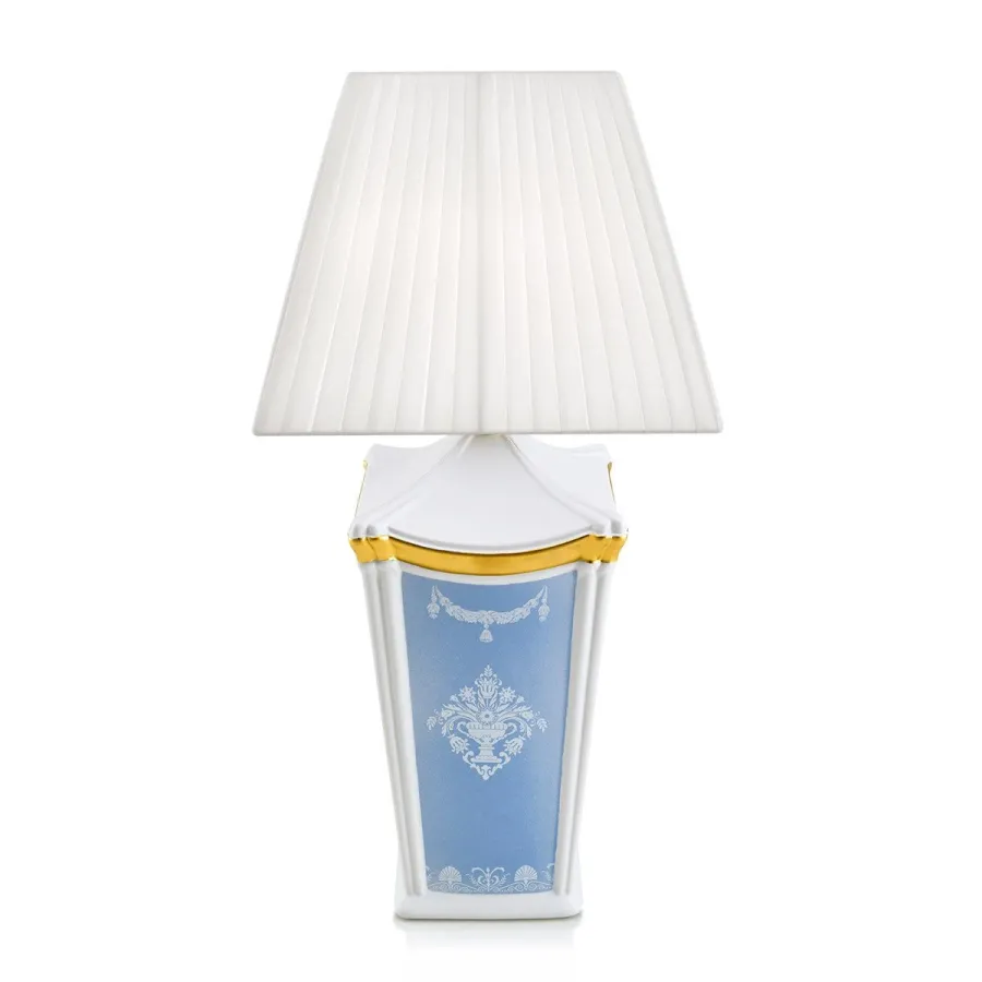 obrazek 1 Ceramiczna kwadratowa lampa stołowa z białymi zdobieniami - Ahura