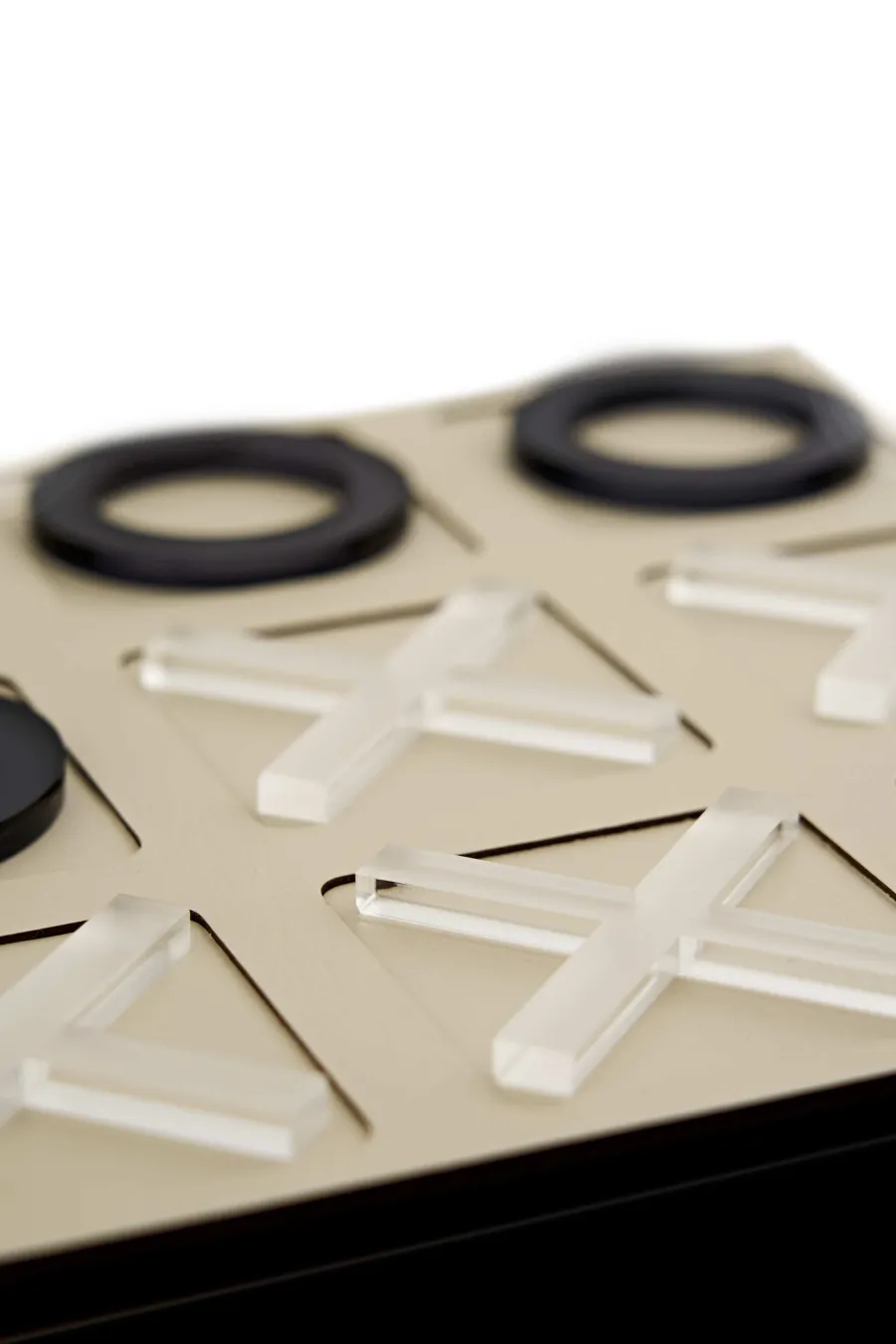 obrazek 3 Gra w kółko i krzyżyk z planszą w kolorze waniliowym