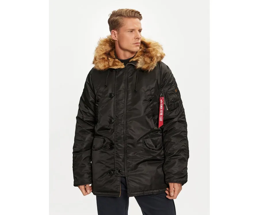obrazek 1 Alpha Industries Kurtka zimowa 103141 Czarny Regular Fit