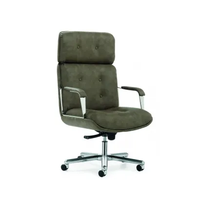 Zdjęcie Skórzany fotel Vintage - powrót do przeszłości