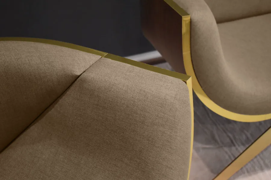 obrazek 6 Luksusowa trzyosobowa sofa z drewna żelaznego