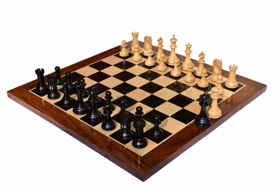 obrazek 1 Wytworny komplet St Joseph do gry w szachy - The Chess Empire
