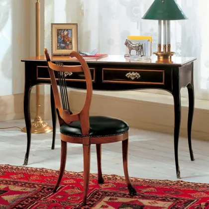 Zdjęcie Włoskie antyczne biurko z drewna litego