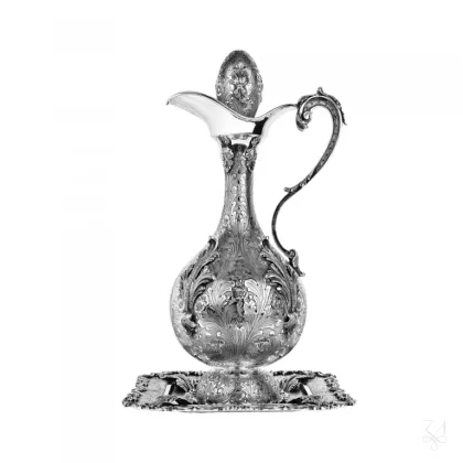 Picture Beautiful silver wine bottle with a tray decorated with a plant pattern - Zaramella Argenti