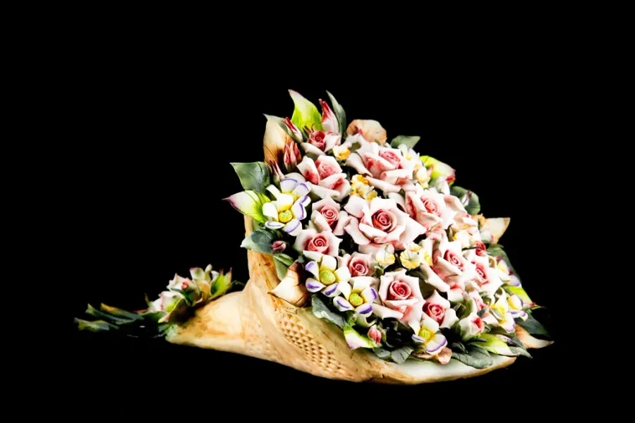 obrazek 1 Atrakcyjne porcelanowe kwiaty ozdoba do salonu