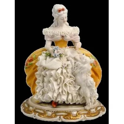 Zdjęcie Luksusowa porcelanowa figurka do salonu - dama z psem