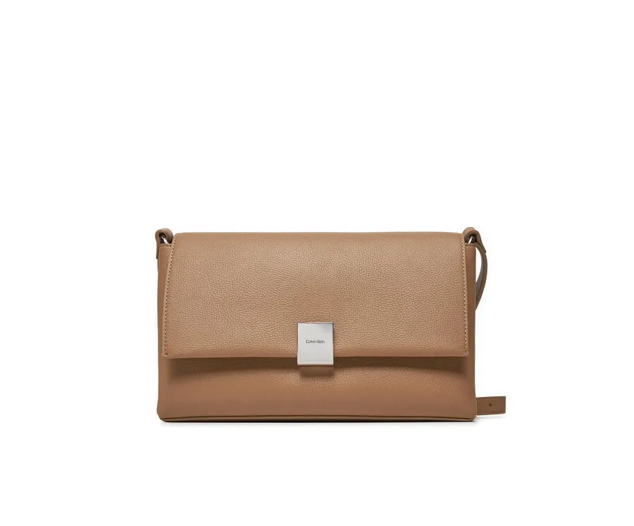 obrazek 1 Calvin Klein Torebka Ck Plaque Medium Shoulder Bag K60K612783 Brązowy