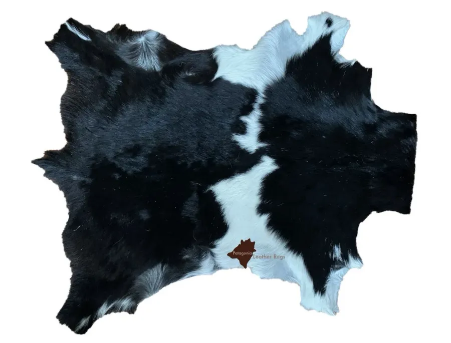 obrazek 1 Designerski dywan z naturalnej skóry - 80x70 cm
