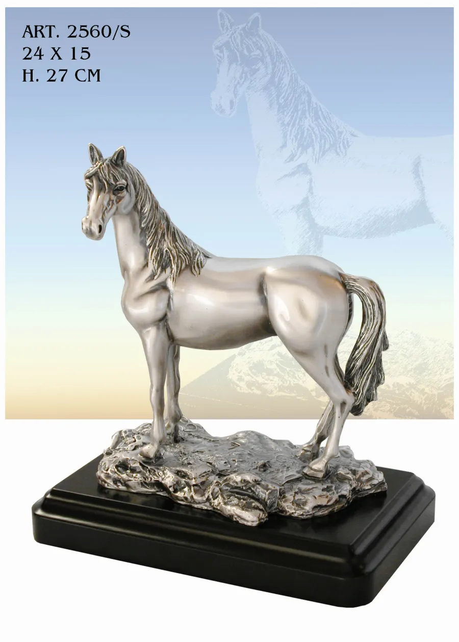 obrazek 1 Szykowny koń na podstawie