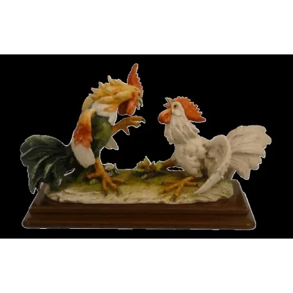 Zdjęcie Walczące koguty - porcelana do salonu prosto z Włoch