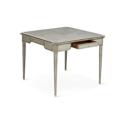 Zdjęcie Bukowy kwadratowy stół do gry