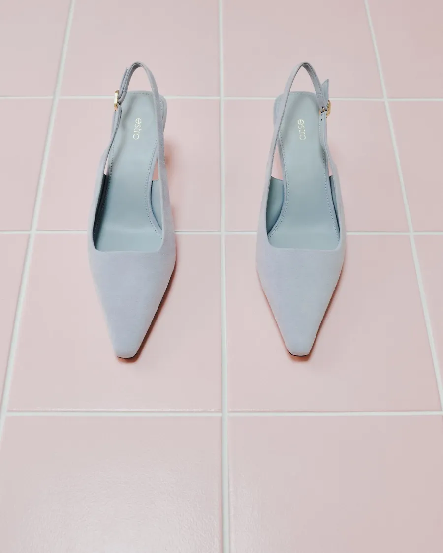 obrazek 1 Estro: Jasnoniebieskie welurowe czółenka damskie typu slingback na niskim obcasie