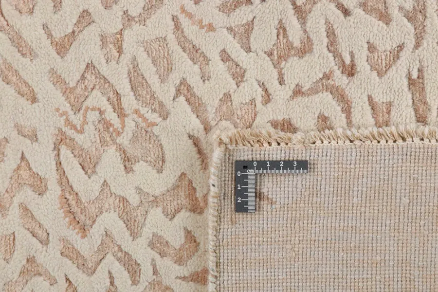 picture 2 Prestigious beige exclusive 3D carpet - DAMASK 7091