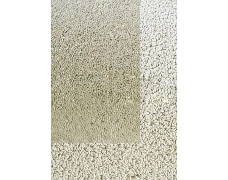 Beżowy dywan gładki – TWINSET BORDER IN CUT PILE 21304