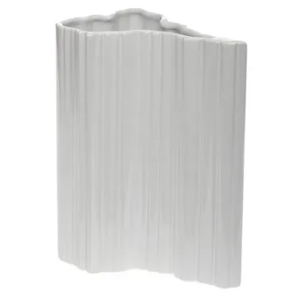 Picture An avant-garde vase with a representation of the outline of the South American continent - Byfly