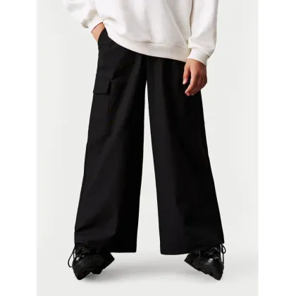 Zdjęcie Calvin Klein Jeans Spodnie materiałowe IG0IG02616 Czarny Relaxed Fit