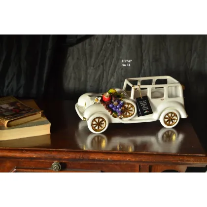 Zdjęcie Ręcznie wykonany model samochodu z ceramiki na prezent lub upominek