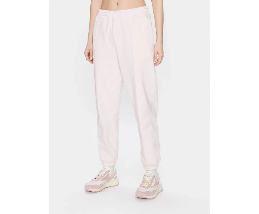 obrazek 1 New Balance Spodnie dresowe Athletics Nature WP23553 Różowy Relaxed Fit
