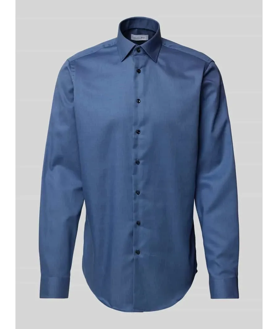 obrazek 1 Koszula biznesowa o kroju regular fit z listwą guzikową