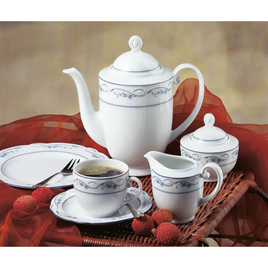 obrazek 4 Piękna porcelanowa filiżanka do herbaty z klasycznym zdobieniem - Seltmann Weiden