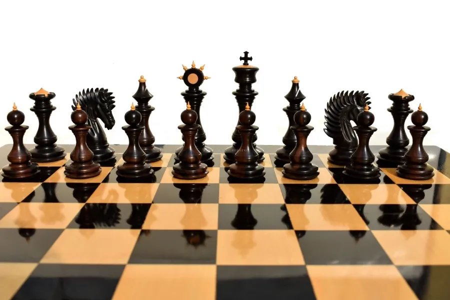 obrazek 7 Prestiżowe ręcznie wykonane szachy z kolekcji Golden Signature - The Chess Empire