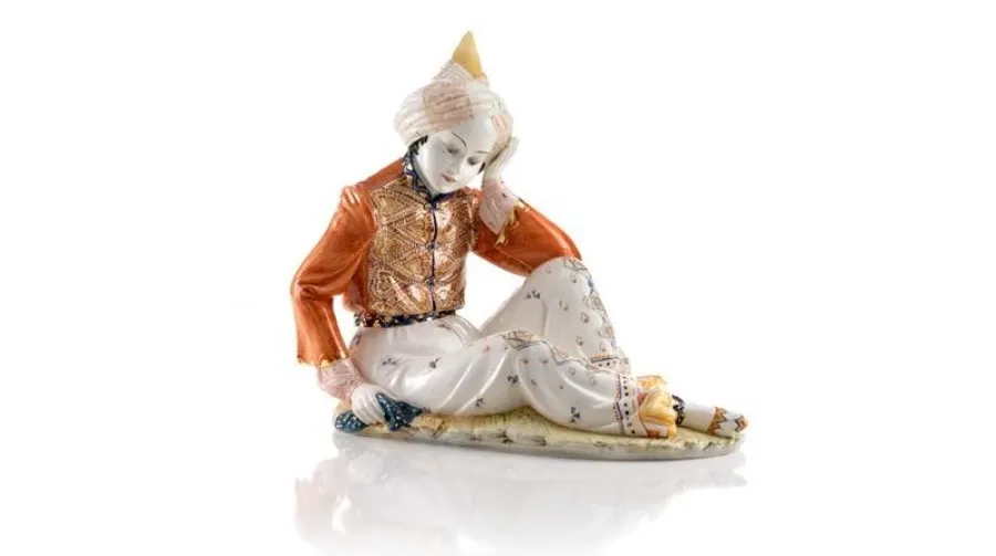 obrazek 1 Figurka perskiej postaci wykonana z ceramiki - Ceramiche ML
