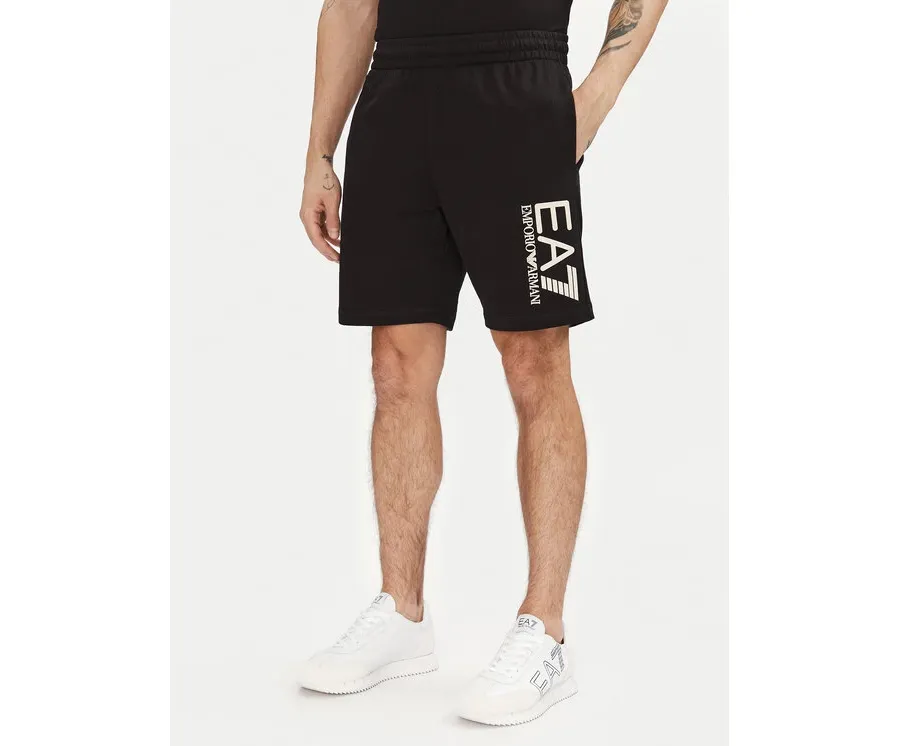 obrazek 1 EA7 Emporio Armani Szorty sportowe 7M000232 AF13512 MC156 Czarny Regular Fit