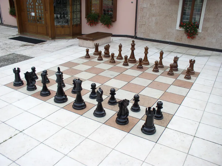 obrazek 2 Bardzo wysokie szachy do ogrodu - Giant Chess