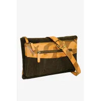 Picture Exclusive leather handbag with a camouflage motif - Terrida