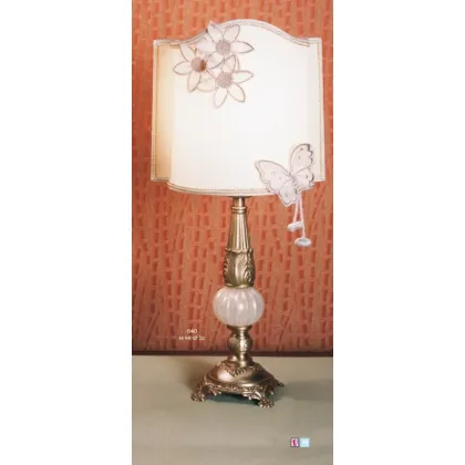 Picture Beautiful brass lamp with a glass ball – Il Paralume Marina