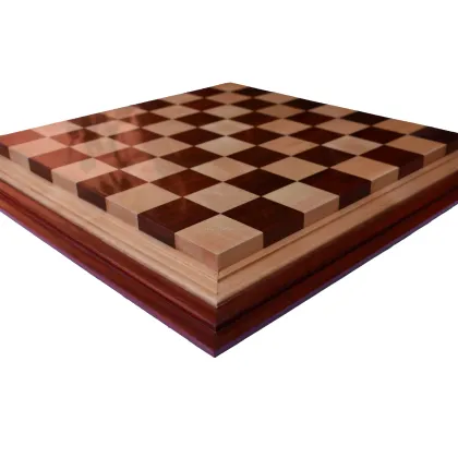 Zdjęcie Wyjątkowa szachownica dla miłośników gry królewskiej - The Chess Empire