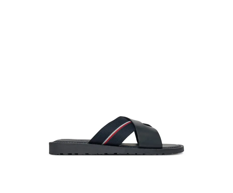 obrazek 1 Tommy Hilfiger Klapki FM0FM05415 Granatowy
