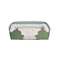 Zdjęcie Unikalne skórzane legowisko dla psa 60x42xH15 cm w kolorze eukaliptusa