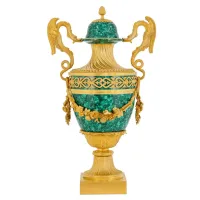 Zdjęcie Ekskluzywny wazon dekoracyjny w stylu Ludwika XVI