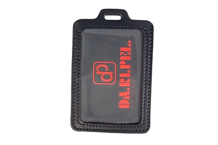 obrazek 1 Wykonane we Włoszech - etui na identyfikator z logo