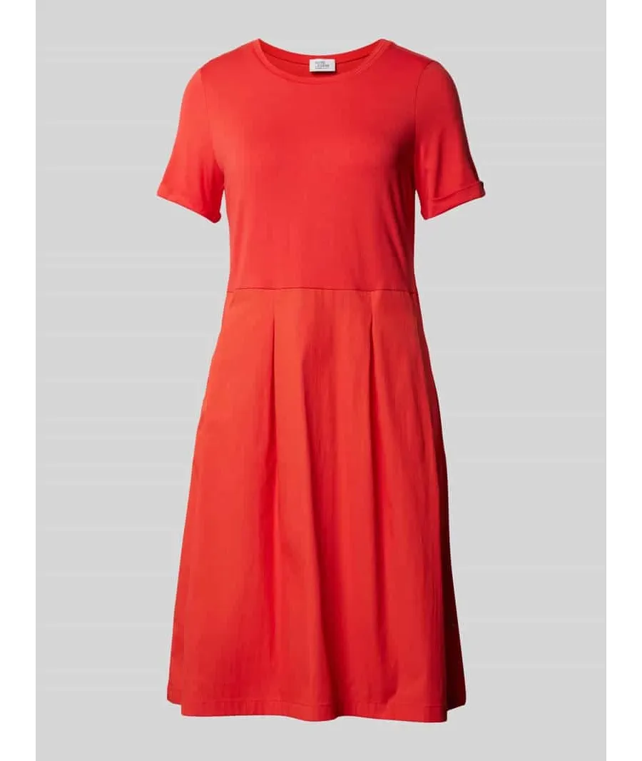 obrazek 1 Sukienka o długości do kolan z efektem stopniowania