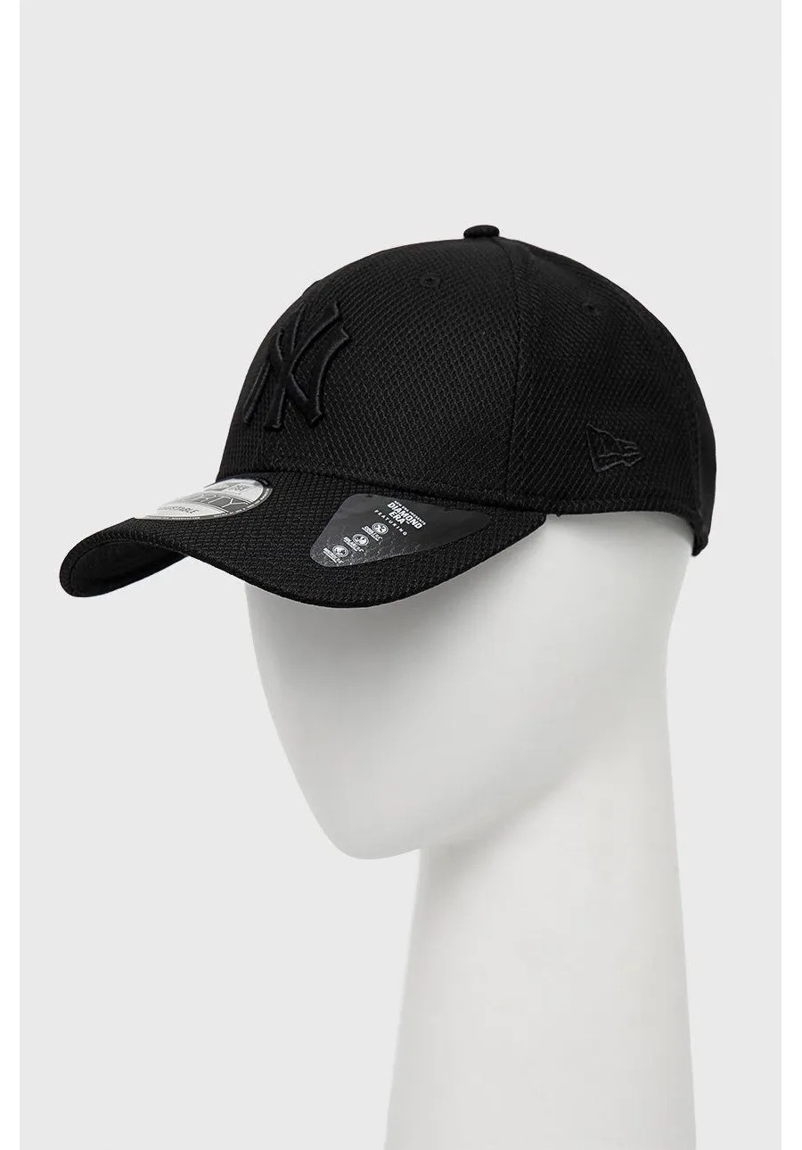 obrazek 1 New Era Czapka kolor czarny z aplikacją 12040560-BLACK