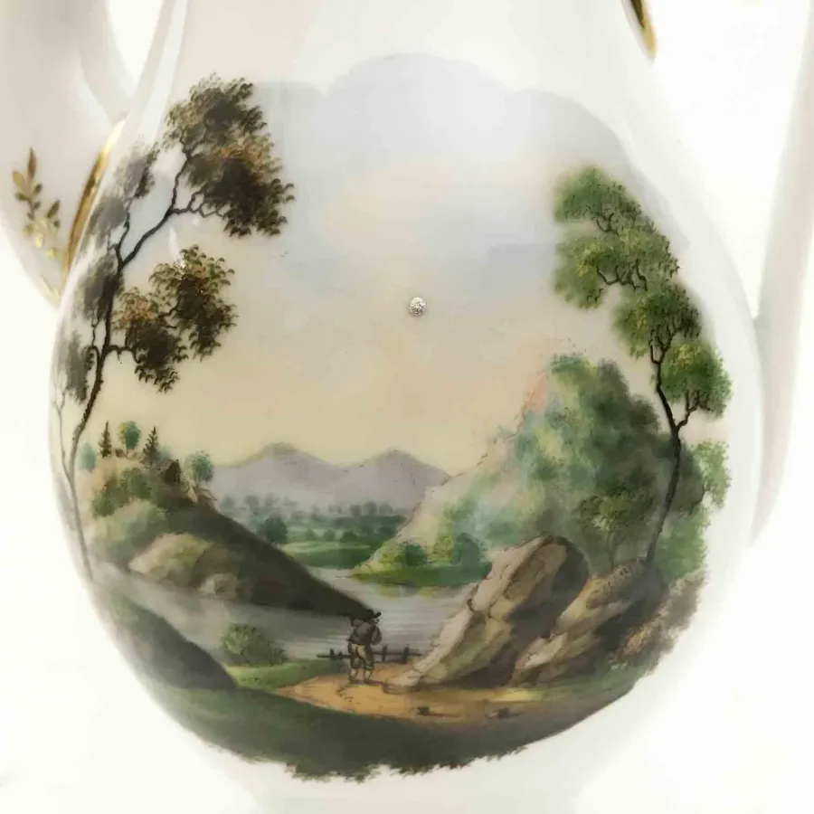 obrazek 7 XIX-wieczny serwis do herbaty z porcelany