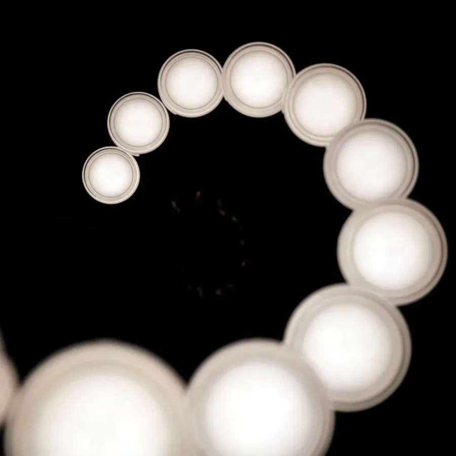 obrazek 2 Czarna lampa sufitowa Bag - h. 216 cm