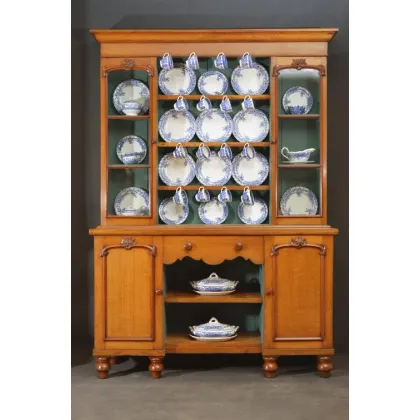 Zdjęcie Atrakcyjny wiktoriański kredens dębowy, z wygiętym gzymsem - antyk