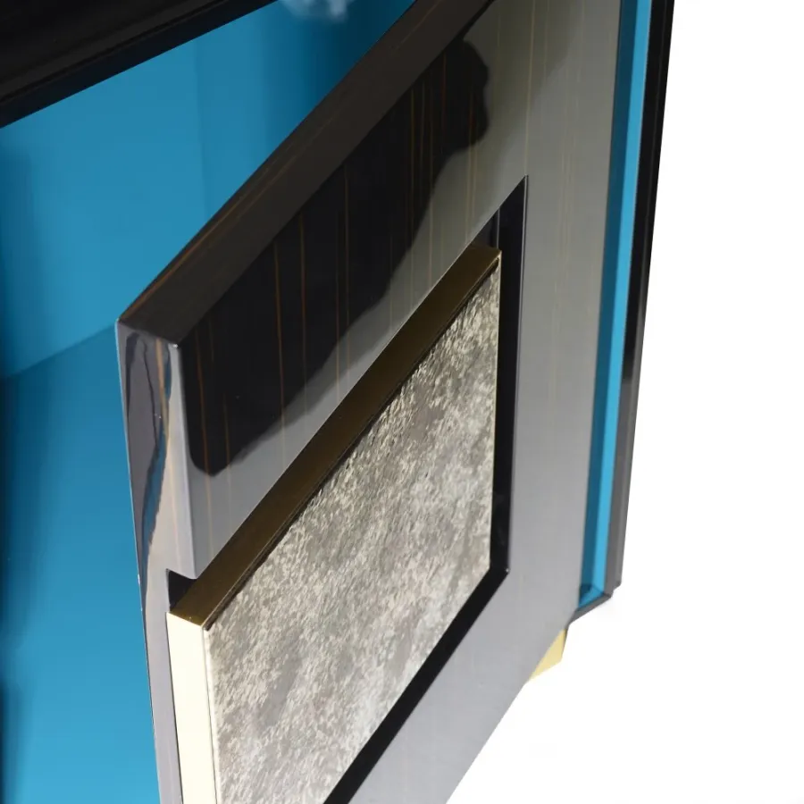 obrazek 2 Czterodrzwiowa komoda z fornirowanego drewna H.80xL.220xP.50 cm