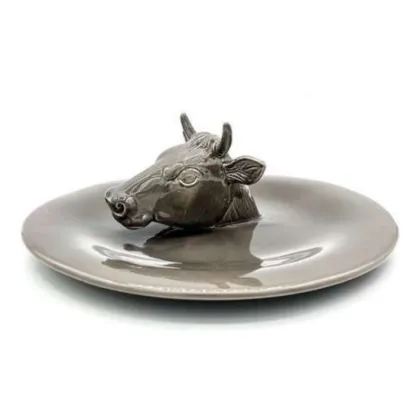 Picture A stylish ceramic plate from an Italian manufacturer