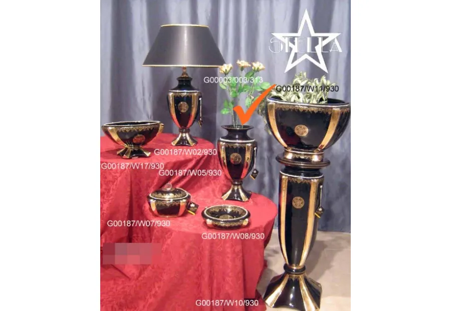 obrazek 1 Elegancki wazon ceramiczny w kolorze czarnym ze złotem