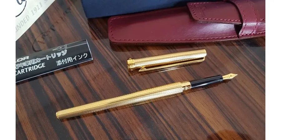 obrazek 2 Sailor Chalana Barley Black Pióro Wieczne Pozłacane 24k