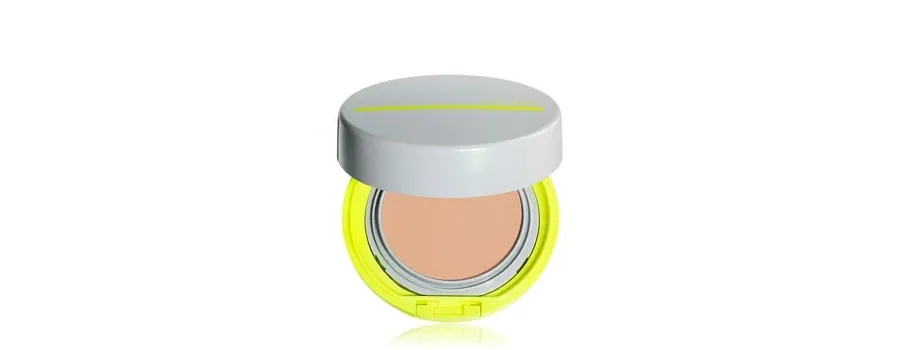 obrazek 1 Shiseido Generic Sun Care Sports Compact BB SPF 50+ Kompaktowy puder 12 g Light