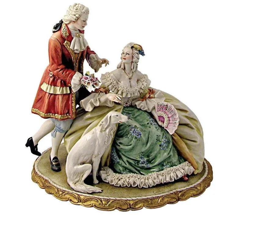 obrazek 1 Figurka z porcelany - kobieta z mężczyzną