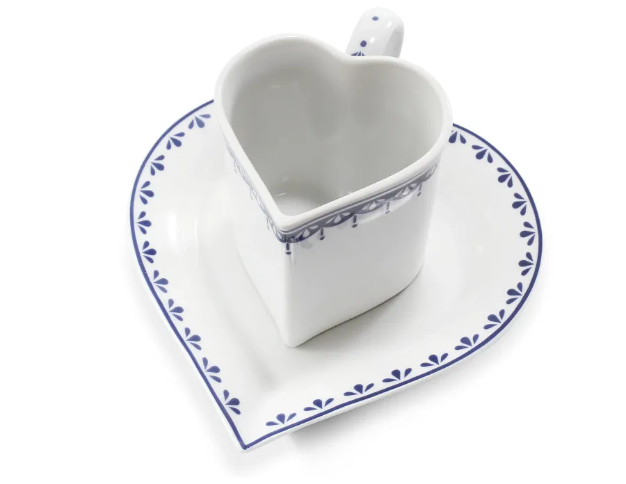 obrazek 2 Piękna filiżanka ze spodkiem z porcelany w kształcie serca z kolekcji HyggeLine - Leander