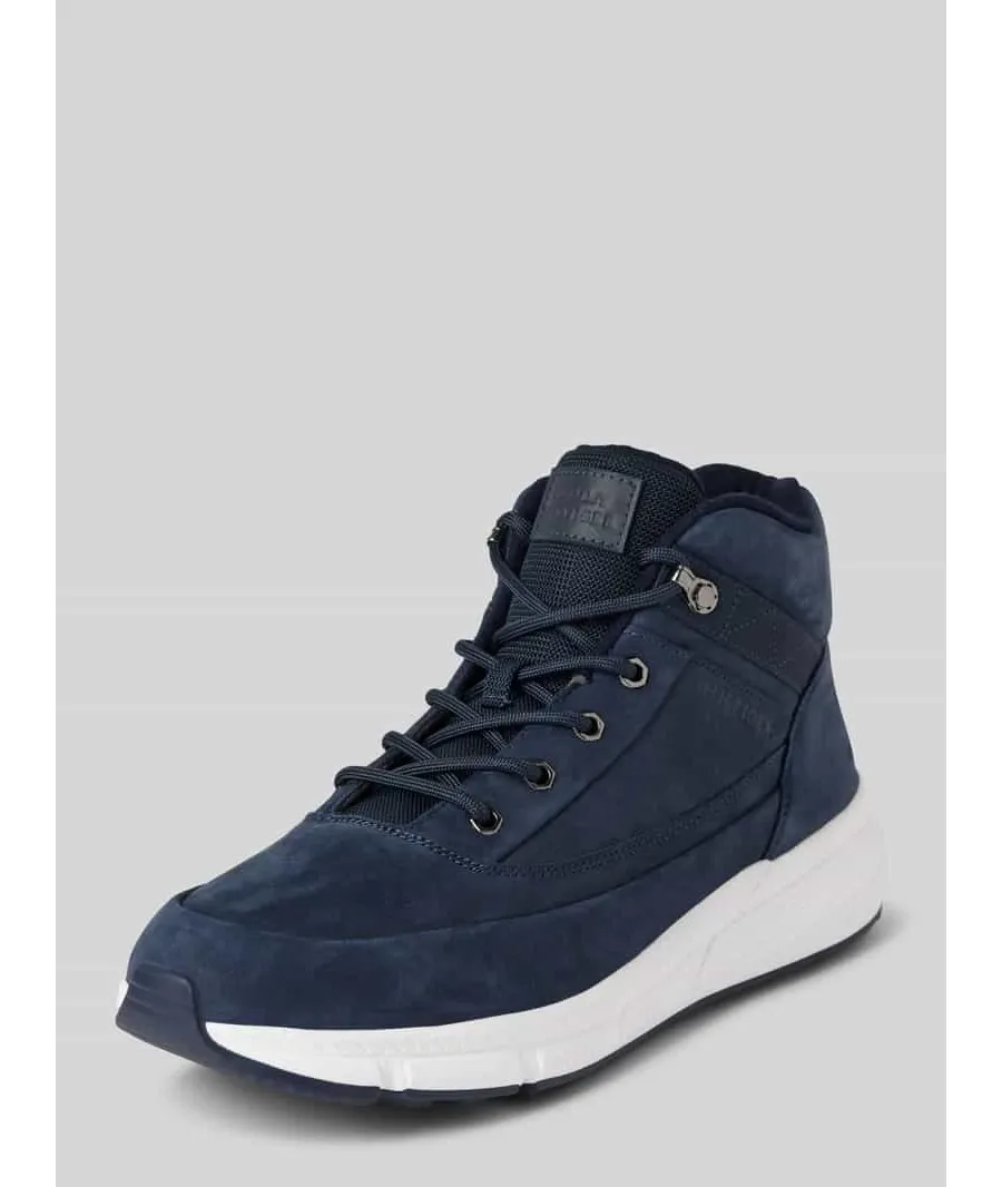 obrazek 1 Sneakersy skórzane z naszywką z logo model ‘WARM NUBUCK’