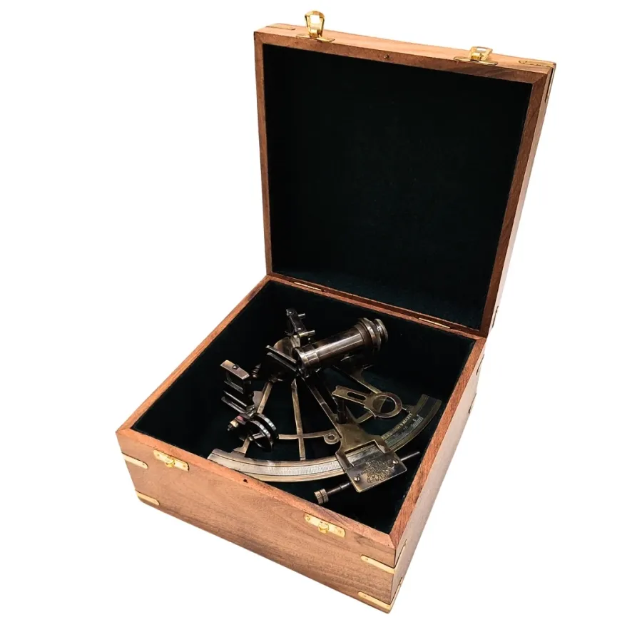 obrazek 5 Ekskluzywny Sekstans Marynistyczny w Pudełku z Litego Drewna Sekstant